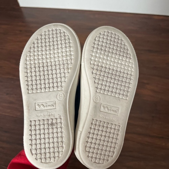 NWOT Nina Amanda Microsuede Blue Ankle Boots/Shoes-Size 9 - Picture 6 of 9